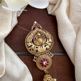 Premium Peacock Jada Billai-Bun Billai-Red-Pearls-G13105